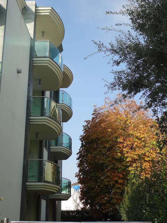 Residenza Villa Flores Bellaria – Igea Marina Kültér fotó